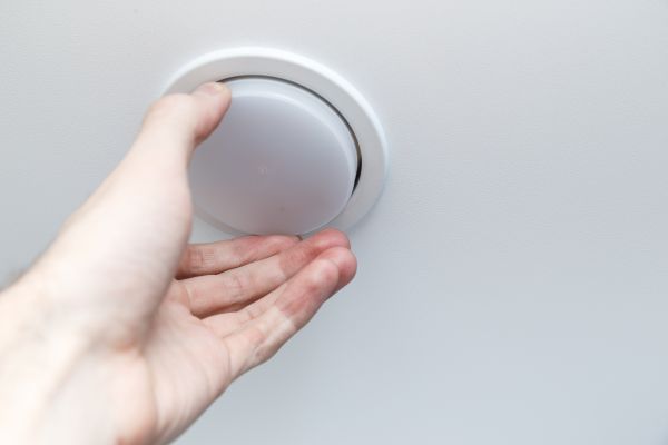 Cost of Ceiling Light Bulb Replacement in El Dorado Hills